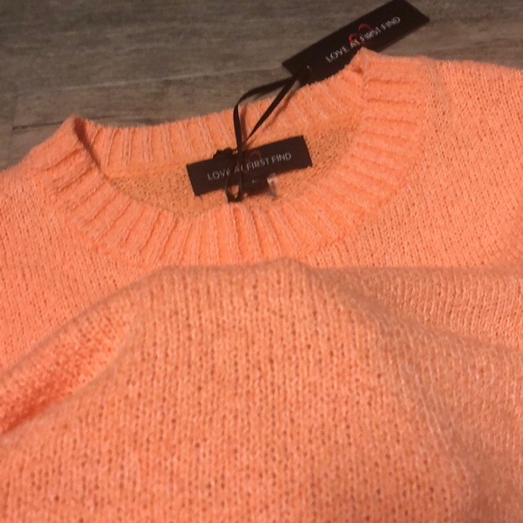 Brand🆕❤️🔥❤️ LOVE AT FIRST FIND knit top. - Picture 5 of 9